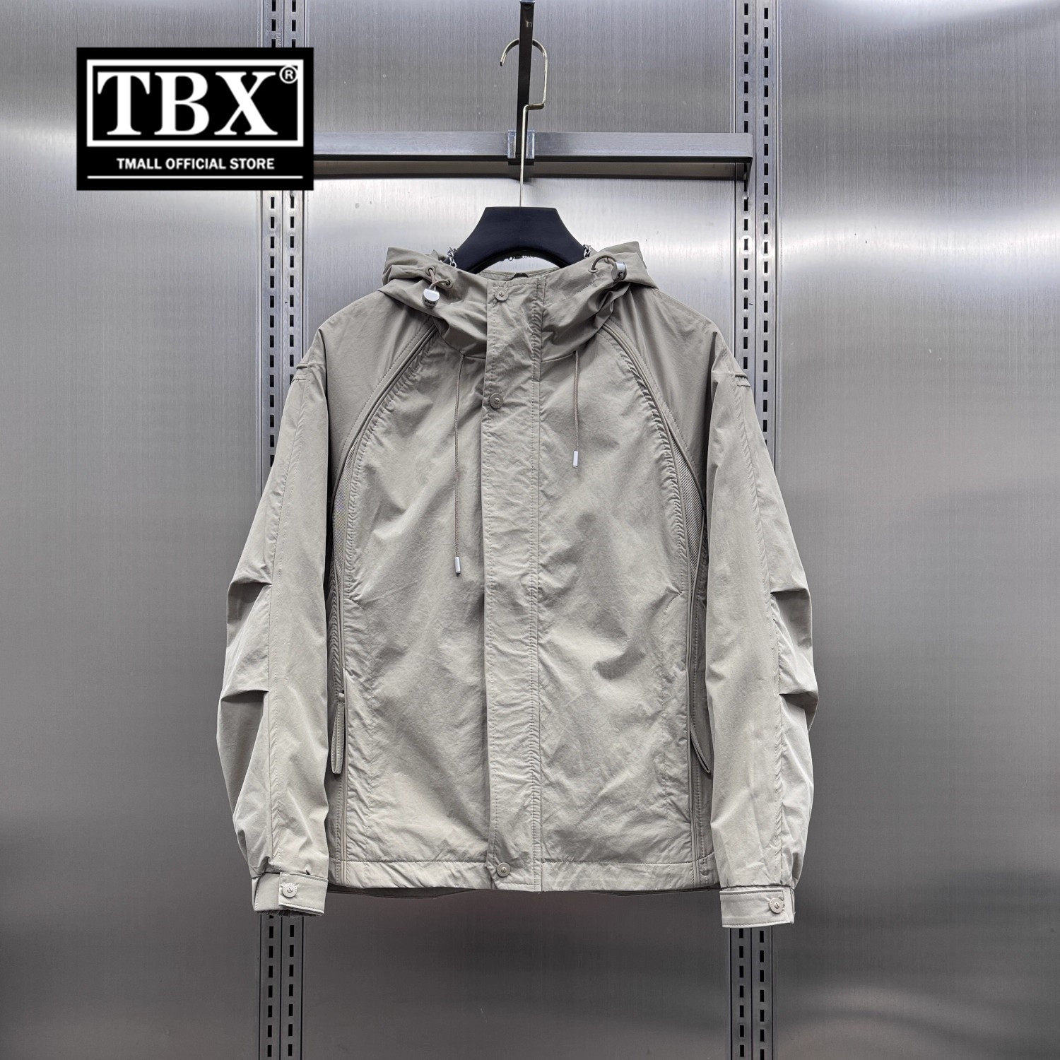 高端连帽冲锋衣外套男士2026新款春秋季工装夹克男款冬装加厚棉服