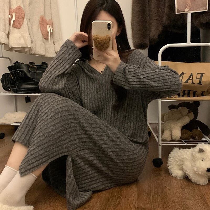 秋冬季磨毛过膝女款长袖V领睡裙