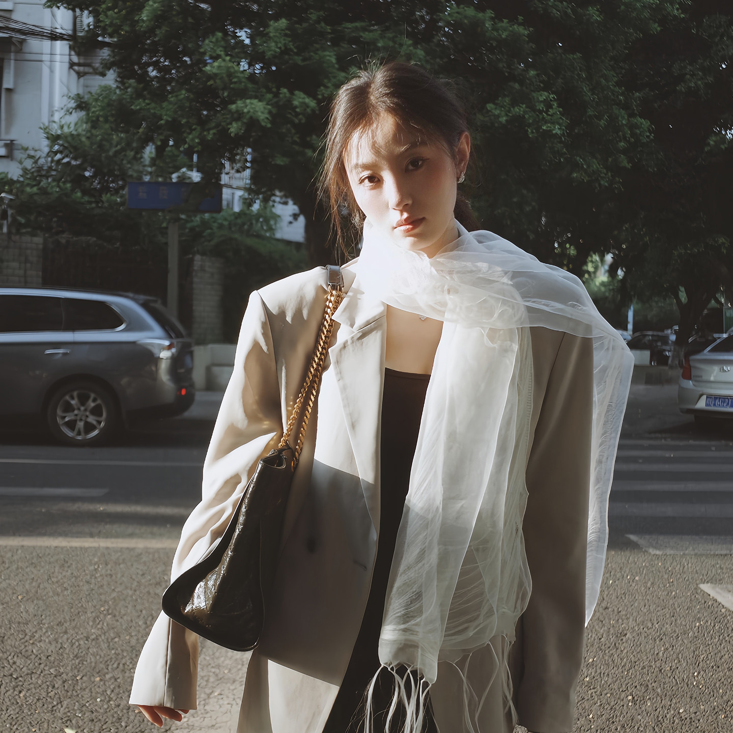 白色薄纱欧根纱长条丝巾女夏季韩版氛围感防晒披肩轻薄飘逸围巾图片