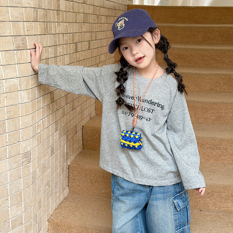 新款艾摩贝贝儿童轻薄透气字母防晒长袖T恤男女童韩版宽松休闲