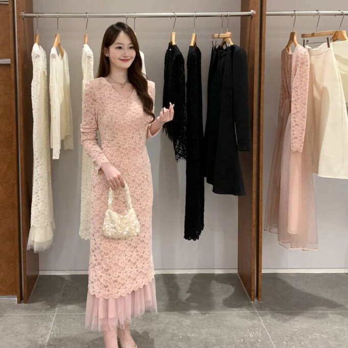 秋上新！韩系优雅女人味长款丝绒植绒蕾丝纱裙摆连衣裙(配腰绳)