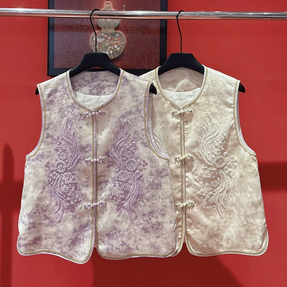 26年早春！早春上新！奢华优雅精美刺绣国风马甲,女装/女士精品,马夹,淘宝优惠券,粉丝福利购,淘宝优惠卷