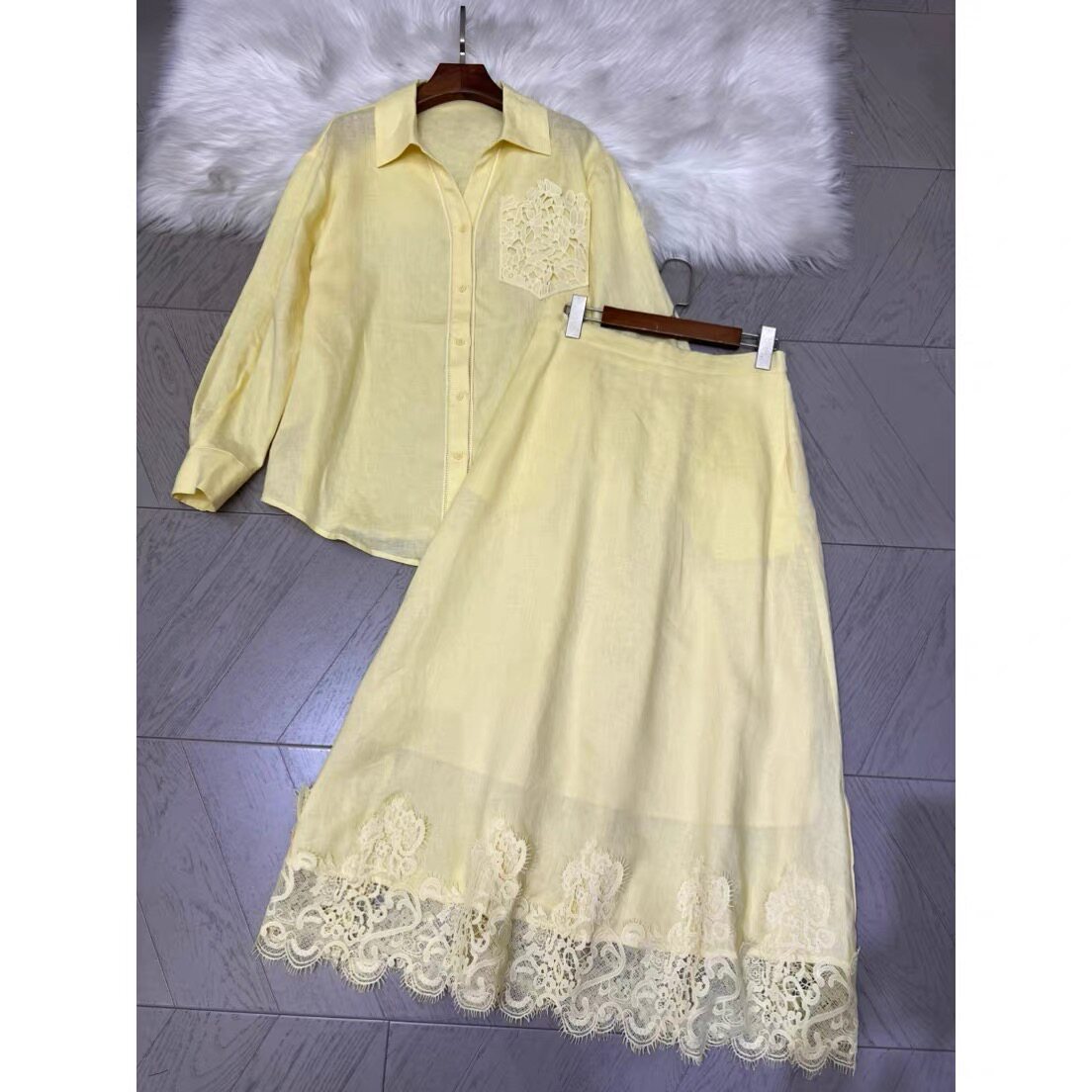 夏上新！亚麻镂空花边口袋亚麻衬衫 +舒适垂感半裙两件套套装