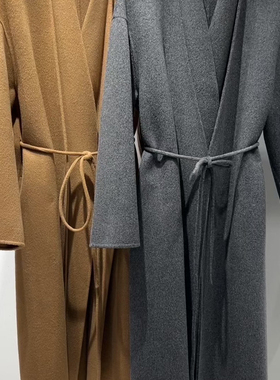 冬上新时尚百搭V领暗门襟羊毛外套（含50%羊毛）(50%羊绒)