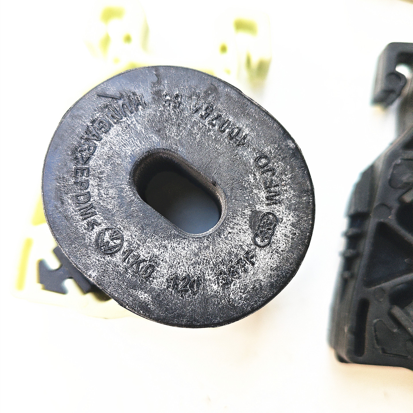 宝来朗逸新帕萨特途观速腾迈腾明锐捷达POLO途安Q2Q3水箱框架胶垫,汽车零部件/养护/美容/维保,散热器胶垫,淘宝优惠券,粉丝福利购,淘宝优惠卷