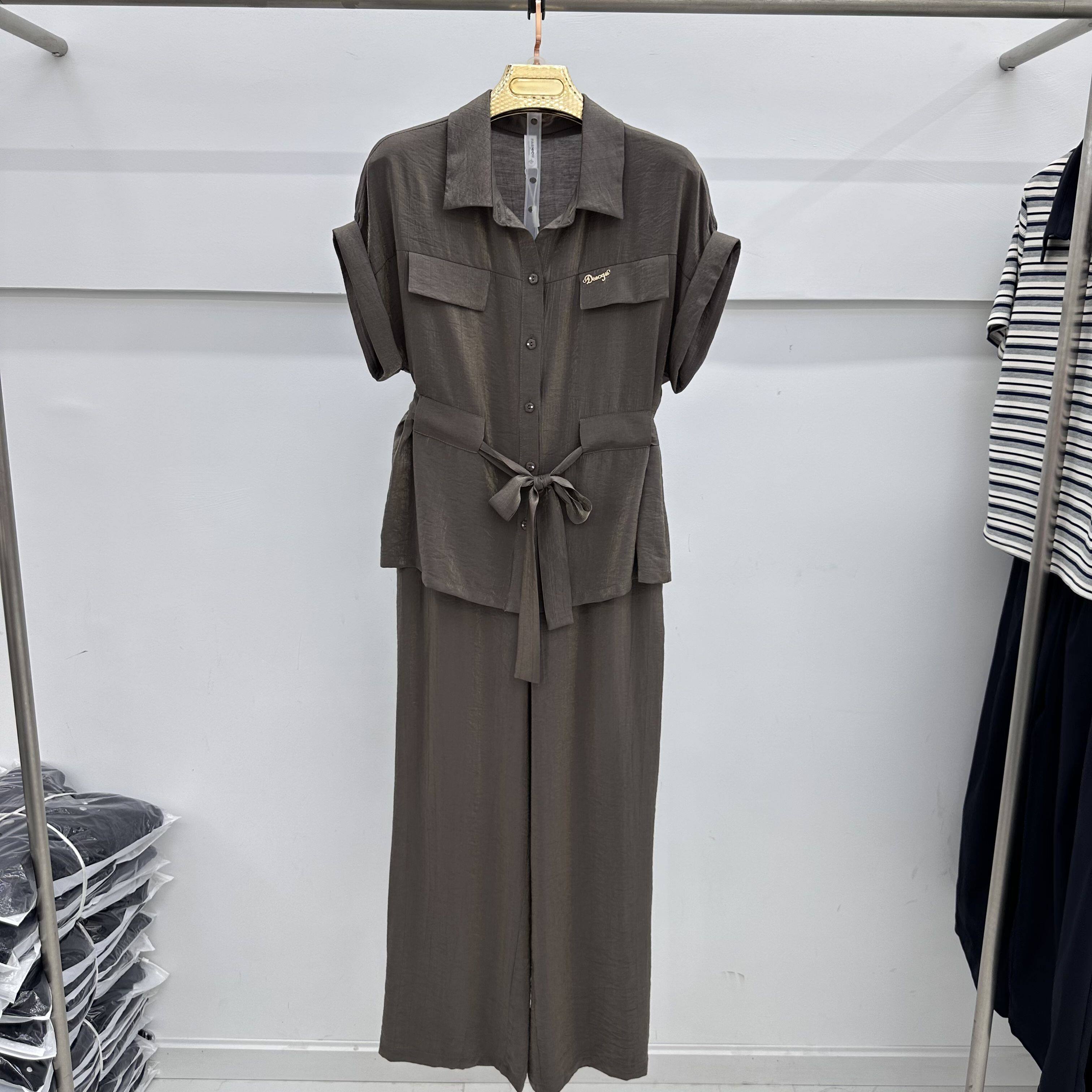 820专柜正品新款夏季女装时尚短袖翻领上衣+裤子妈妈装两件套女AA