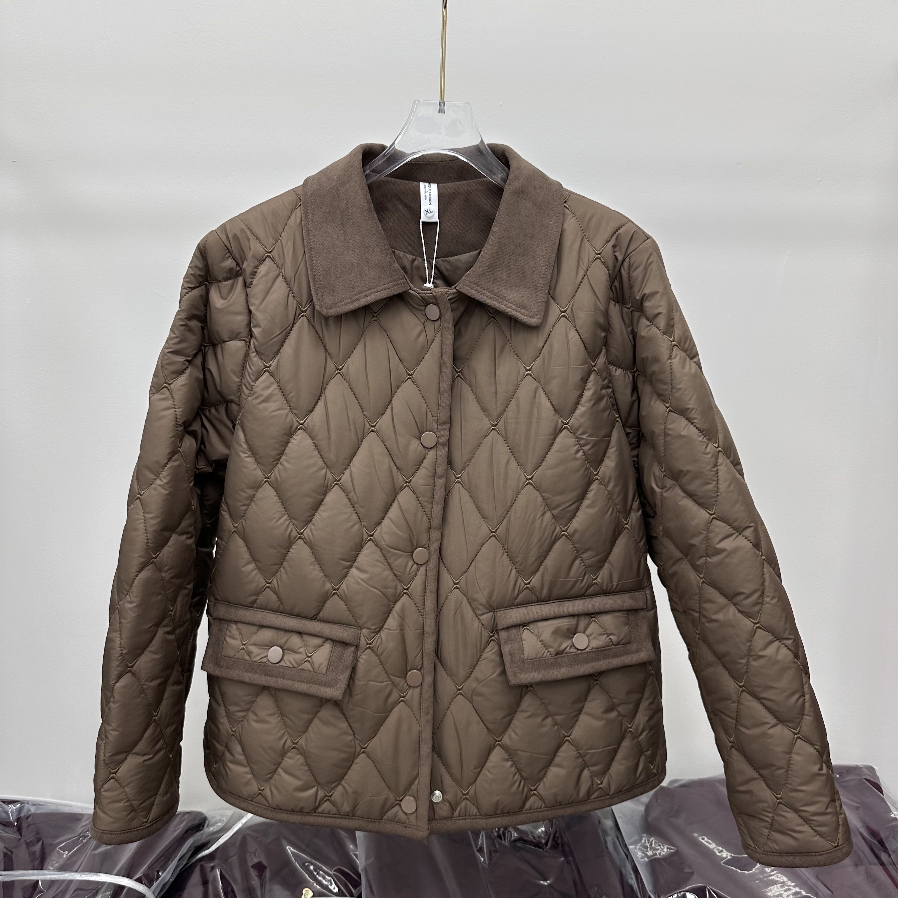 821专柜正品新款秋冬季女装时尚大码妈妈装打底保暖棉衣棉袄女21