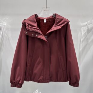 5533专柜正品新款冬季女装时尚连帽加绒保暖妈妈装夹克衫短外套AA