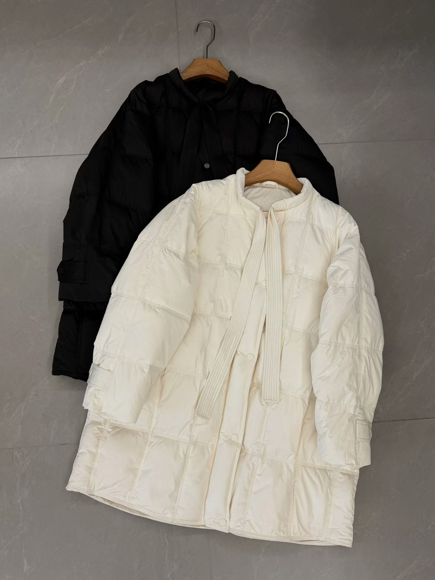 欧洲站2025新款冬缎面90白鹅绒羽绒服女中长款圆领飘带加厚高品质