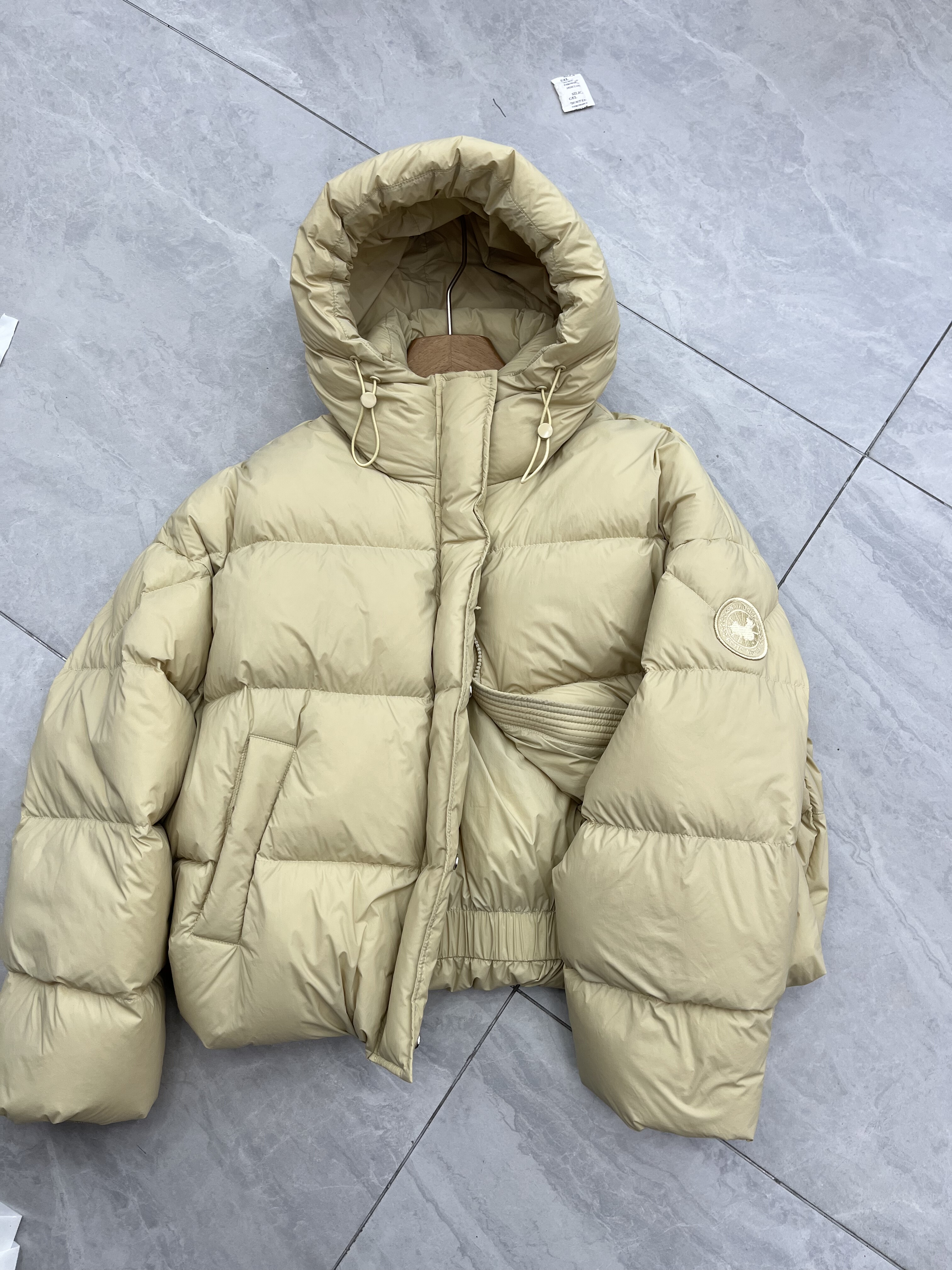 欧洲站2025新款冬季泡芙连帽90白鸭绒羽绒服女短款加厚面包服外套,女装/女士精品,羽绒服,淘宝优惠券,粉丝福利购,淘宝优惠卷