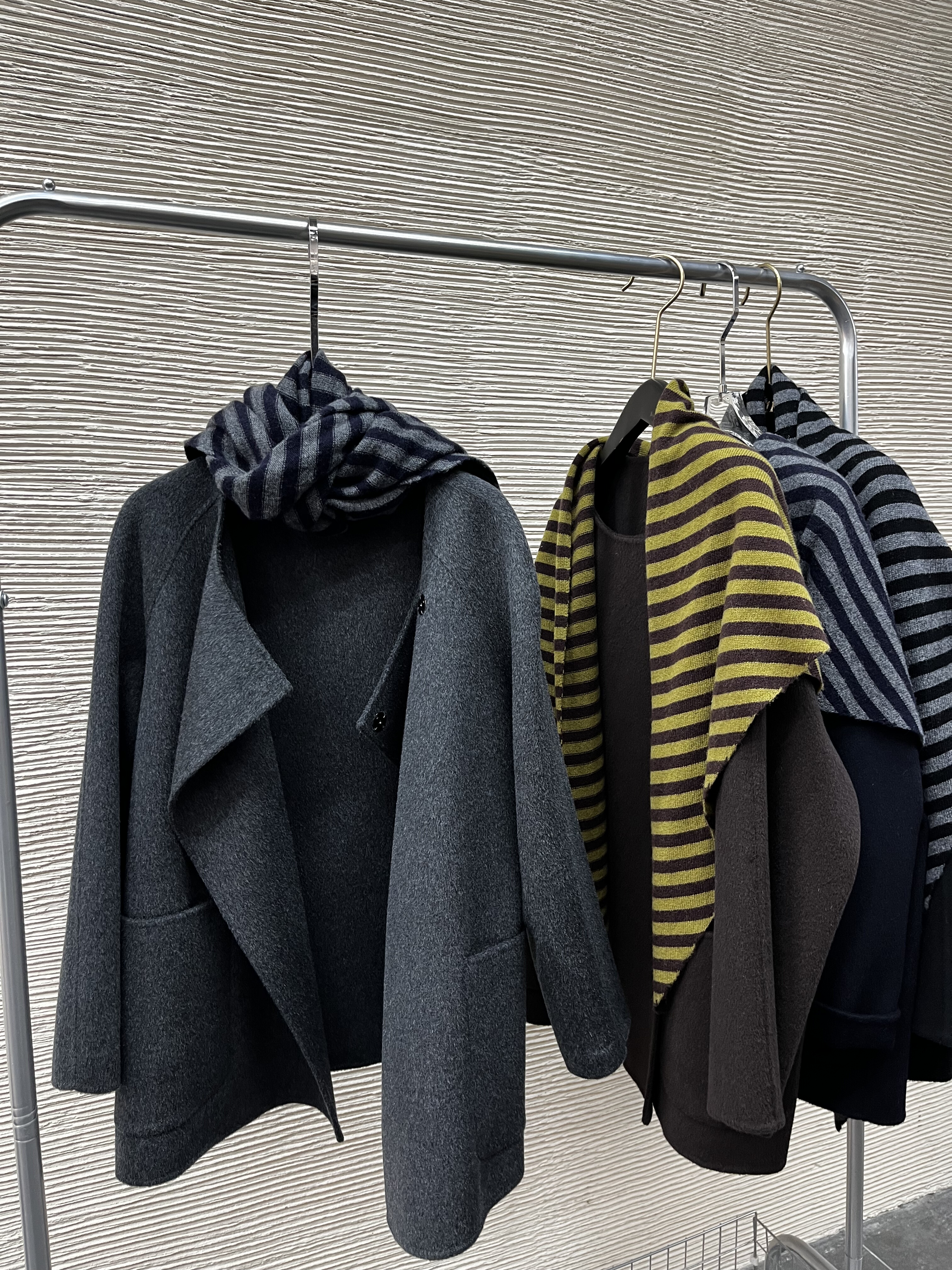 双面羊毛大衣女中长款条纹披肩