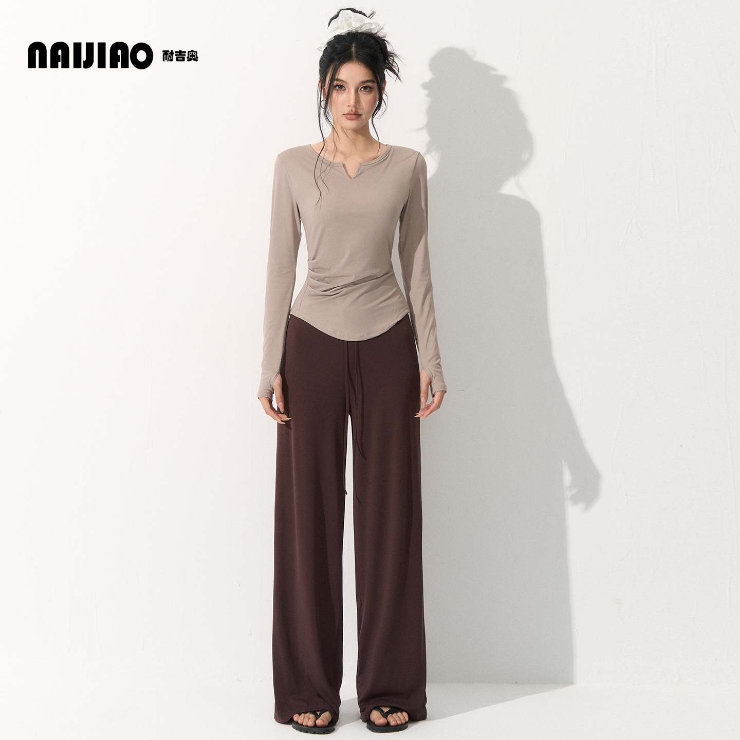 瑜伽套装女跑步健身两件套衣服