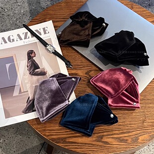 且茉~扁扁头救星~高级丝绒实用三角抓夹鲨鱼夹通勤盘发夹新款