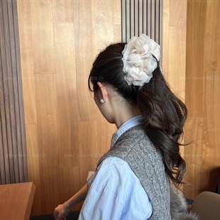 且茉～存在感 头饰发饰 薄雾纱～大号花花香蕉夹马尾竖夹新款