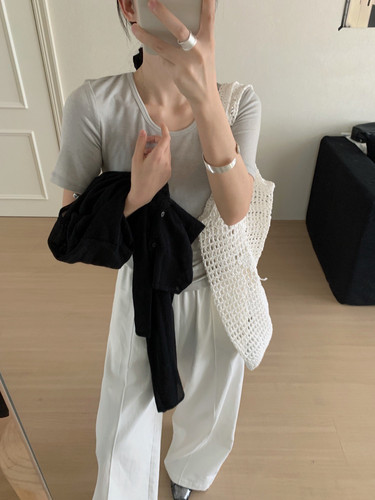 About moon天丝羊毛短袖 面料超舒服 有弹力 推荐