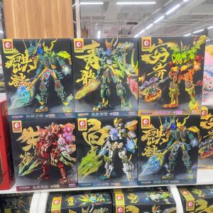 国潮钢铁机甲积木神龙武圣关羽