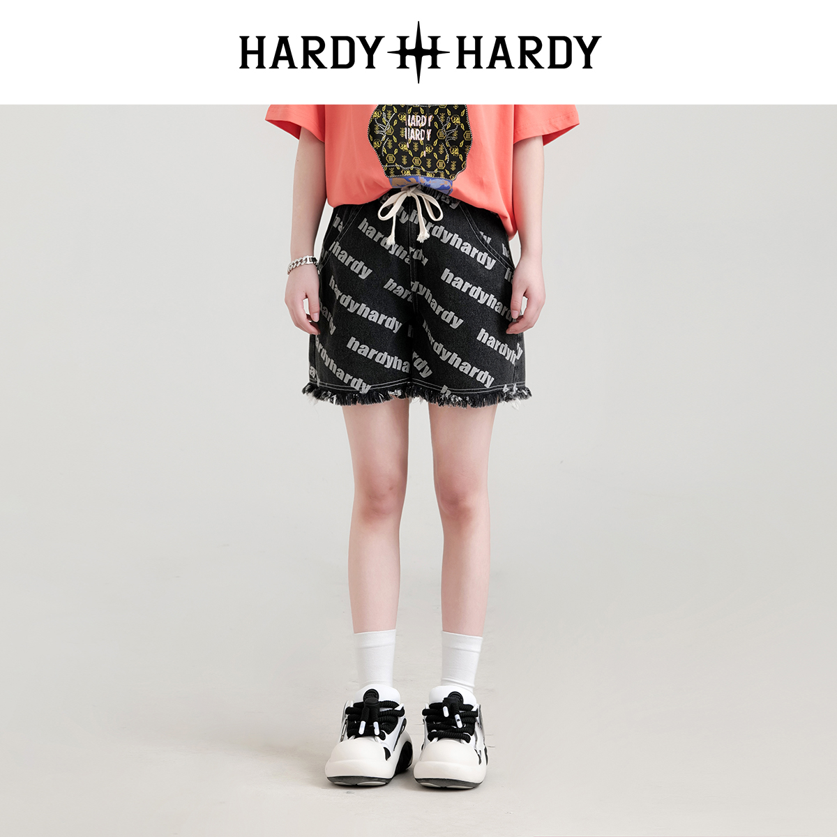 2024夏季新品松紧抽绳短裤毛边设计潮牌印花休闲裤子