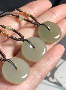 天然新疆和田玉平安扣吊坠挂件 青白色玉石挂饰情侣款项坠批发