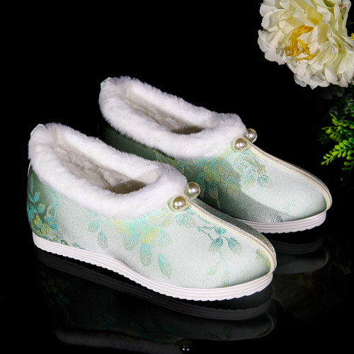 七月荷汉服鞋冬加绒浅绿古风清新