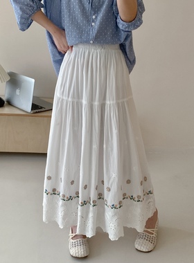 新款女装下摆绣双层花半身裙01708