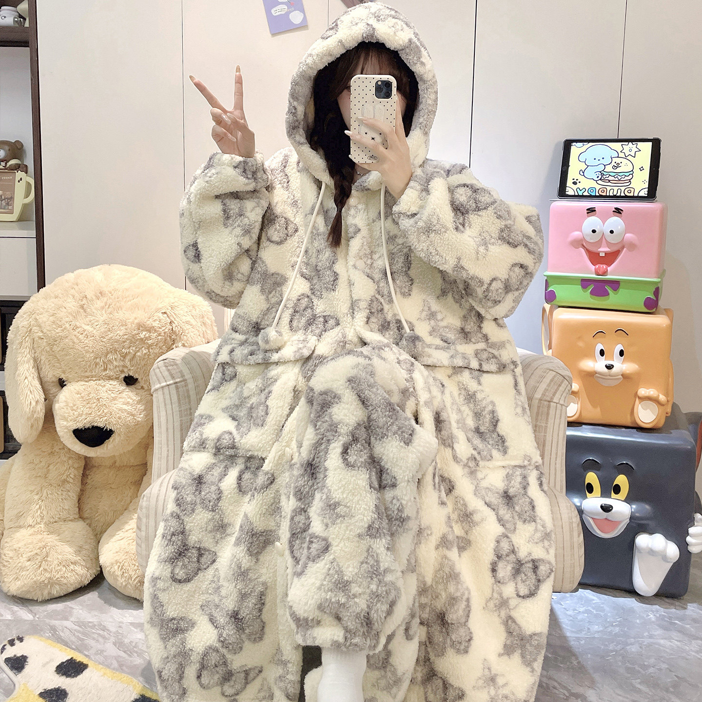 珊瑚绒睡袍女冬季加厚加绒中长款