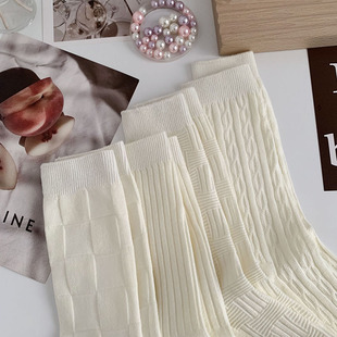 奶丽奶气 日系百搭显瘦堆堆袜秋冬纯棉奶白ins竖条纹中筒袜子女