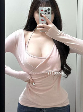 韩国代购正品 LU021时髦小众设计感~性感女人味修身长袖T恤上衣