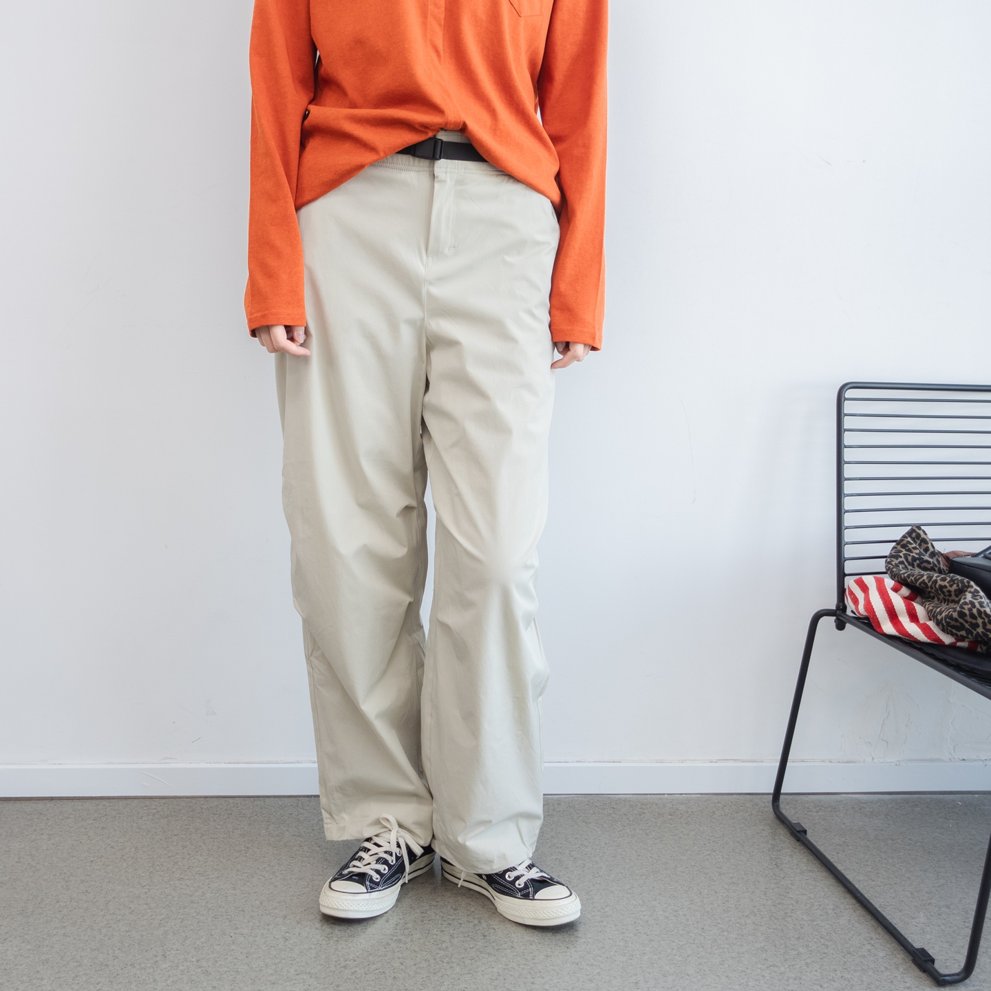 米白色保暖户外超轻女百搭直筒裤