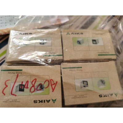 原装正品AIKS爱克斯时间继电器ST3PF 5S 24V/2议价