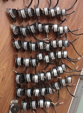 拆机东菱编码器 ZZ4009-2500BZ-P8L 6V05议价