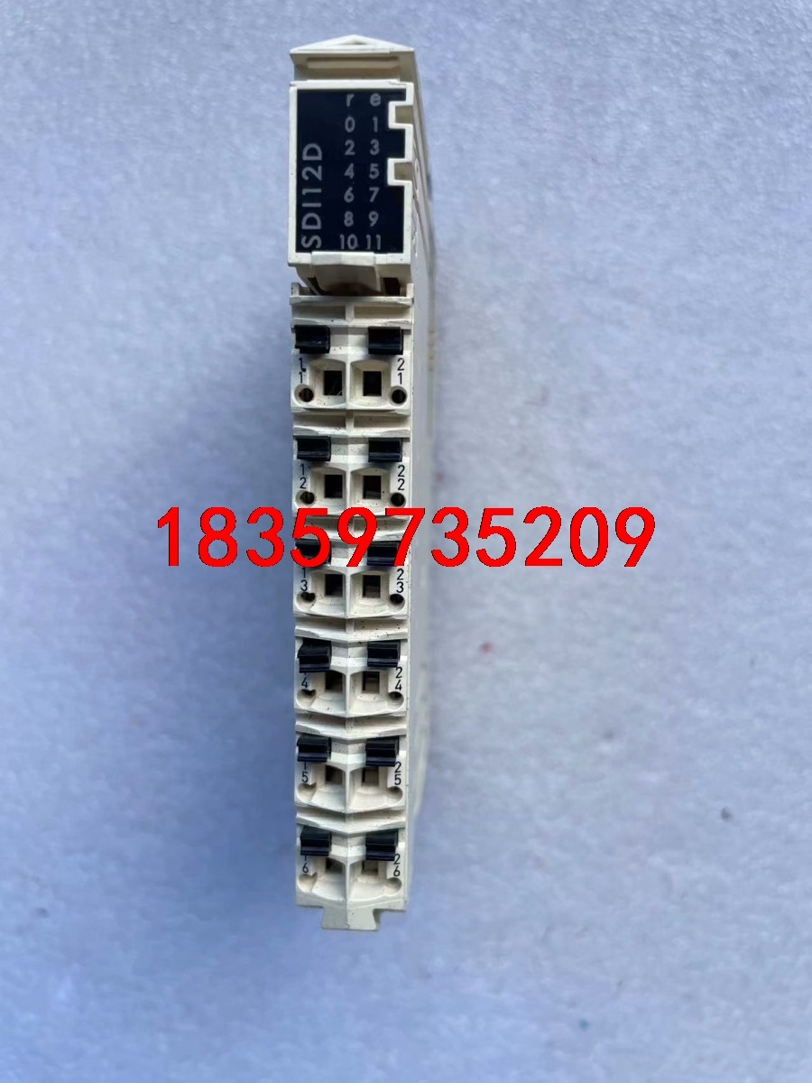 施耐德tm5sdi12d，功能包好，成色如图所示，需要者请拍议价