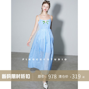 FINOCCI色织格挺阔有型手工玫瑰精致公主度假风大裙摆耗料连衣裙