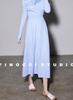 FINOCCI 巴素兰超细羊毛16针温婉法式心口生玫瑰小性感云柔套装