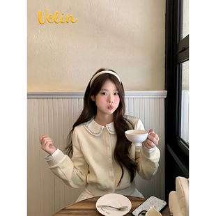 气简约俏皮 娃娃领钉钻设计减龄元 Velin 韩系甜美少女感奶白色开衫