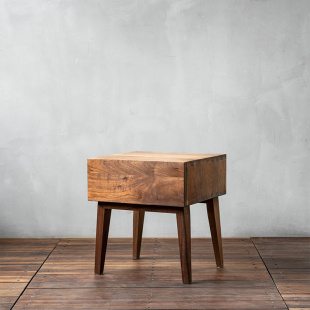 实木红橡木黑胡桃木 原木床头柜边几家具 小狗床头柜 MUMO木墨