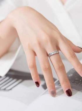 钛钢不掉色日式轻奢高级感罗马希腊字母情侣戒指男女对戒