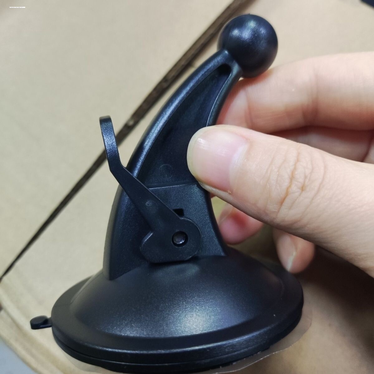 车载手机支架吸盘底座中控台仪表台挡风玻璃粘贴式吸盘导航仪安装图片