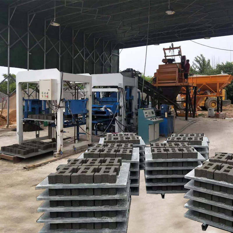 郑州万铭水泥工字500x300连锁植草砖制砖机生态护坡砌块成型机