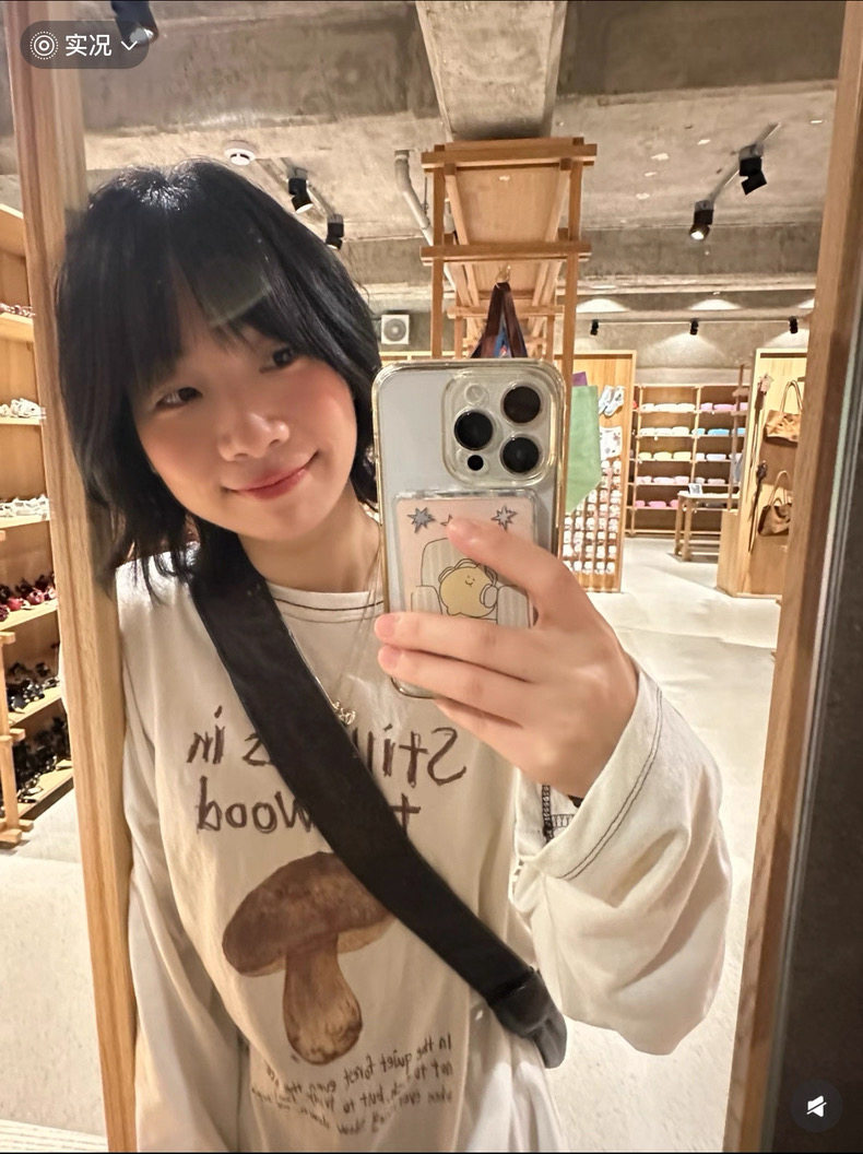 初夏新款 Flat家韩国东大门 甜美可爱少女风明线印花休闲长袖t恤