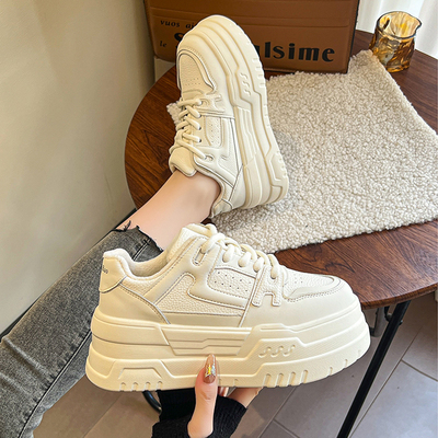 送运费险~真皮熊猫小白鞋女春季