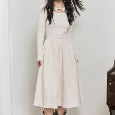 jessyline专柜正品2023秋季新款杰西莱连衣裙330211763-1090