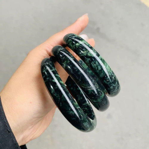 西藏玉药王石玉手镯天然现货磁墨绿玉药王石蛇纹石玉手镯送人父母