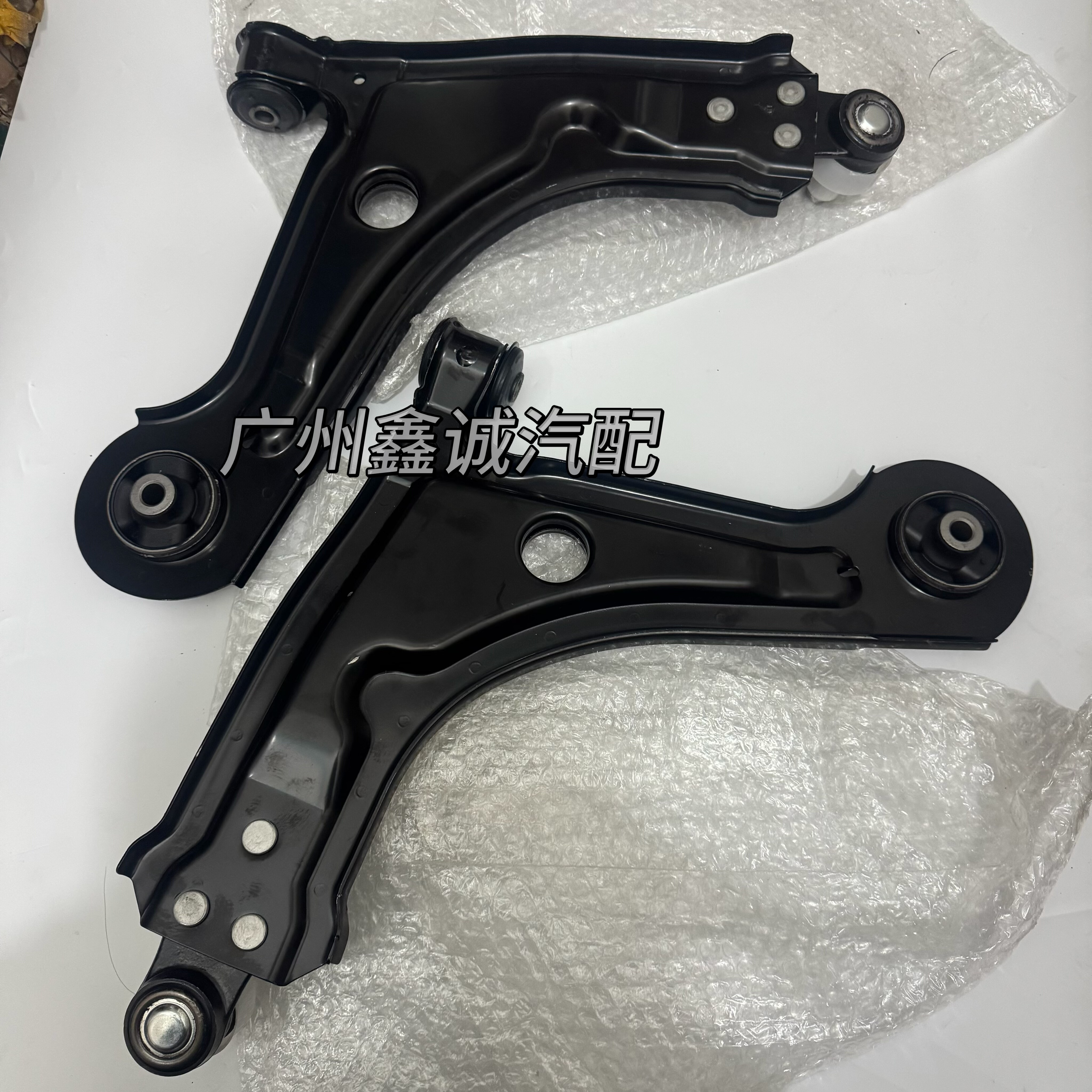 适用新老凯越前悬挂下支臂 乐风乐骋10新赛欧原厂前轮摆臂下摆臂
