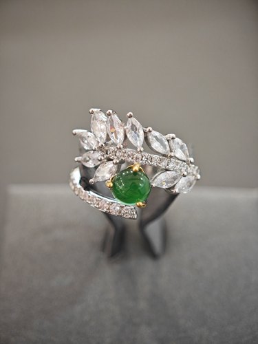 天然缅甸翡翠A货玉戒指保真镶嵌玉指环绿蛋面尾戒生日礼物