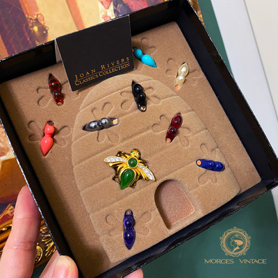 蜜蜂胸针joanriversmifeng