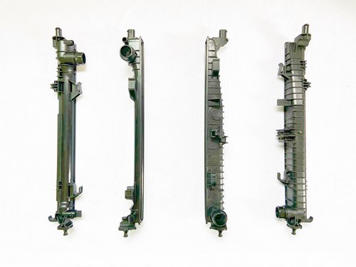 适用奔驰W210W163汽车水箱