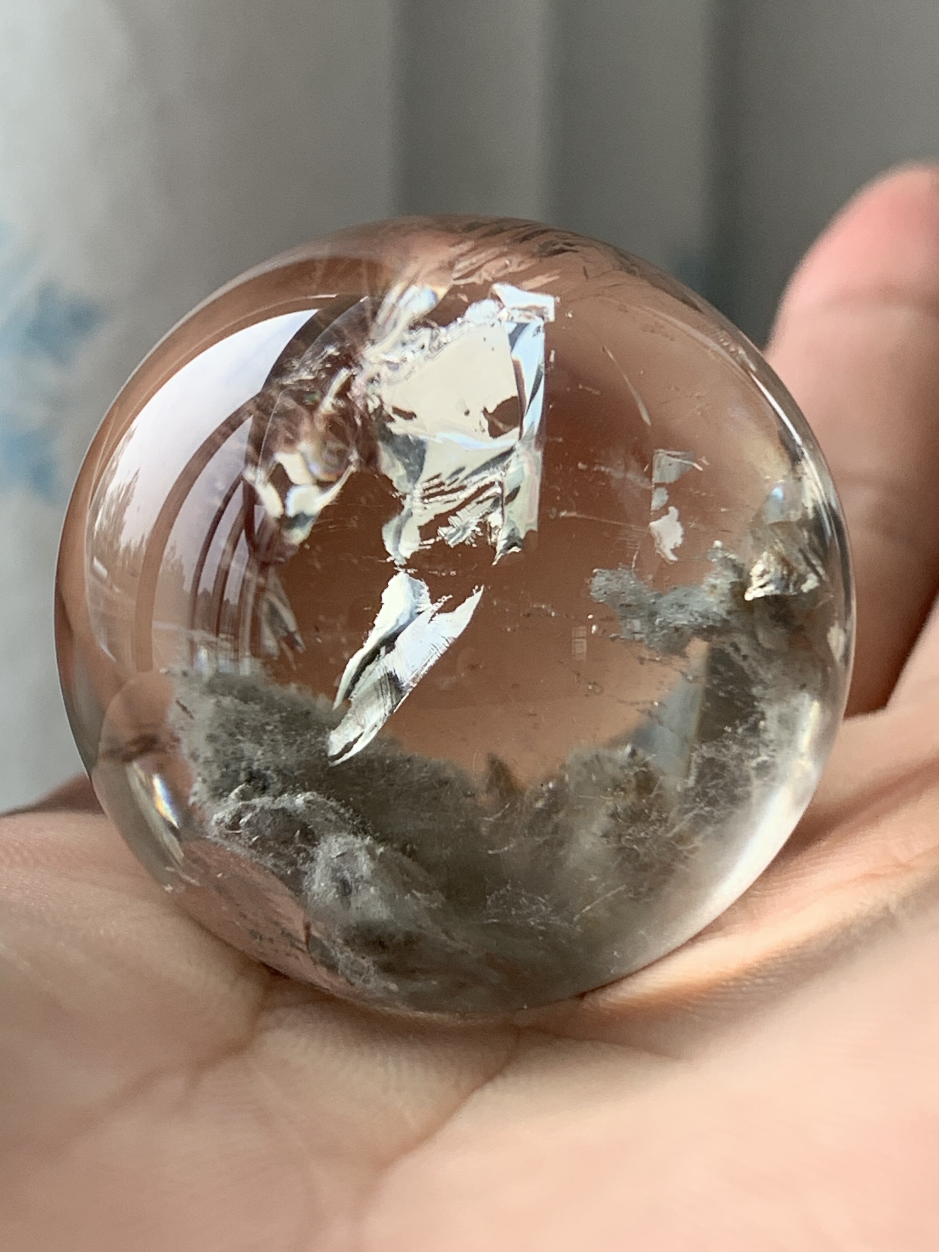 天然巴西蓝兔毛蓝幽灵共生爆彩水晶球摆件