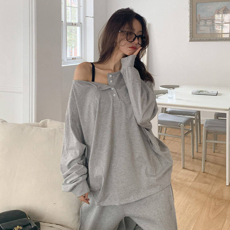 时尚起义韩国潮范2026春纽扣领宽松休闲棉质长袖T恤dp26012704