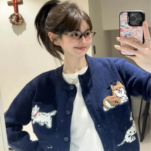 圆领开衫贴布绣针织外套开衫