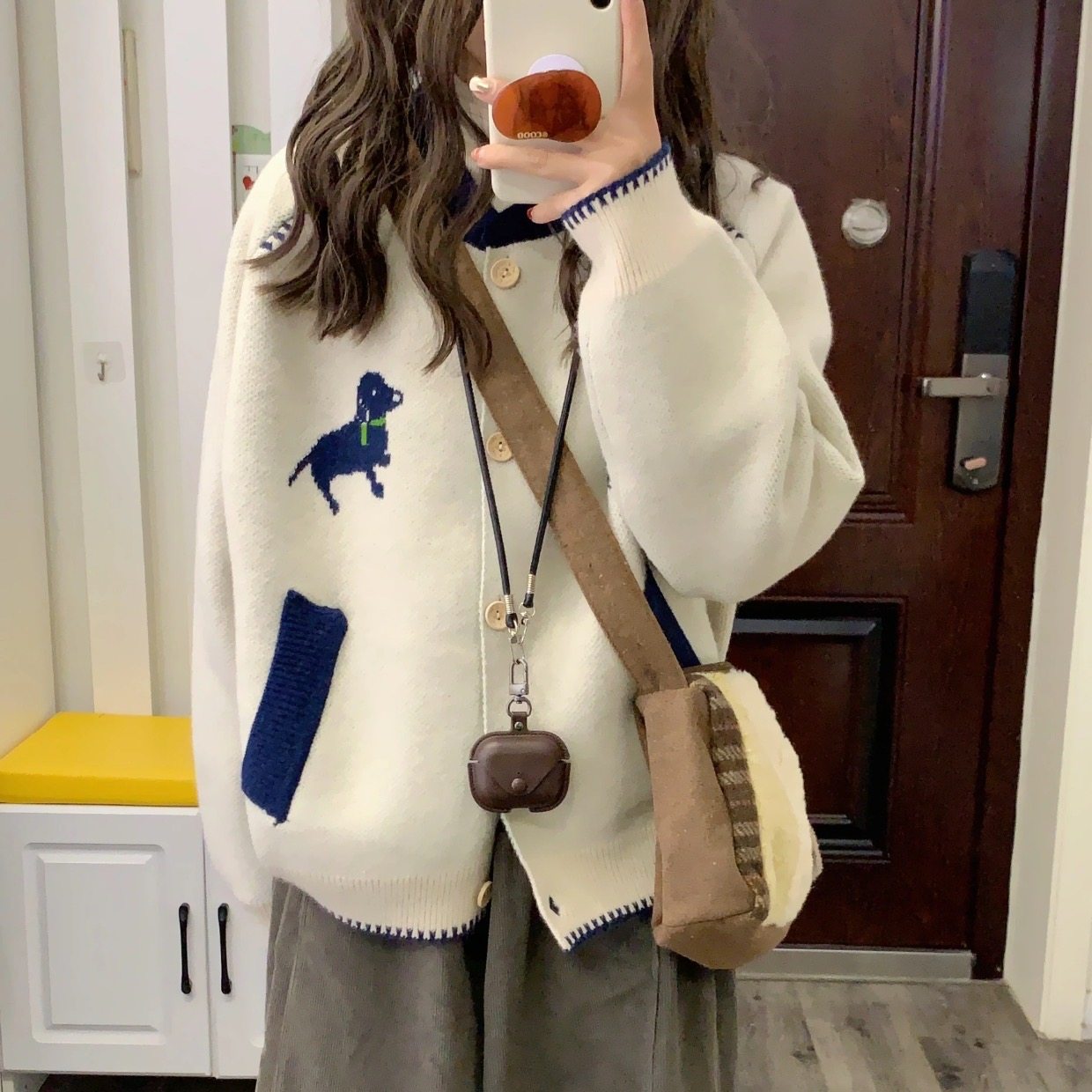 撞色卡通提花单排扣毛衣开衫